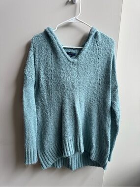 Cozy Light Blue V-Neck Hooded Women's Sweater